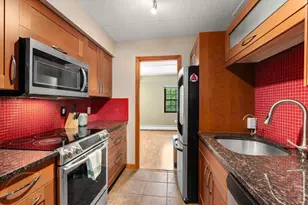 16 Winter St, Waltham, MA 02452 - Photo 3