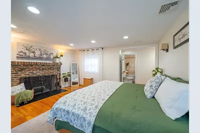 109 Eustis St, Revere, MA 02151 - Photo 15