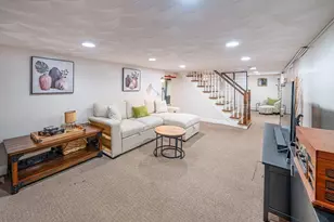 109 Eustis St, Revere, MA 02151 - Photo 27