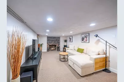 109 Eustis St, Revere, MA 02151 - Photo 27