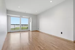 133 Commander Shea Blvd, Quincy, MA 02171 - Photo 15