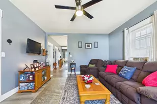 58 Tuttle St, Fall River, MA 02724 - Photo 9