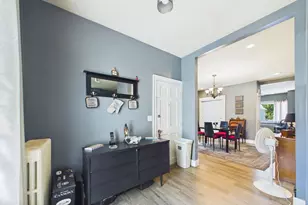58 Tuttle St, Fall River, MA 02724 - Photo 13