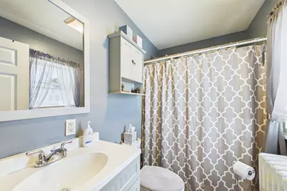 58 Tuttle St, Fall River, MA 02724 - Photo 19