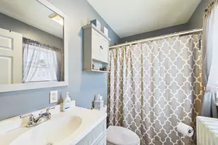 58 Tuttle St, Fall River, MA 02724 - Photo 19