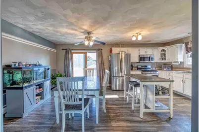 721 Cambridge St #B, Fall River, MA 02721 - Photo 5