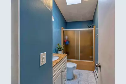 721 Cambridge St #B, Fall River, MA 02721 - Photo 11