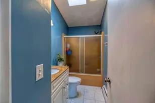 721 Cambridge St, Fall River, MA 02721 - Photo 11