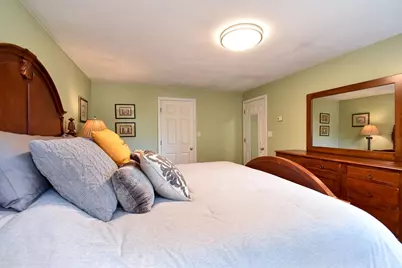 103 Laurelwood Dr, North Attleboro, MA 02760 - Photo 17