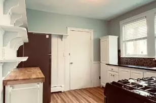 7 Greycliff Rd, Boston, MA 02135 - Photo 5