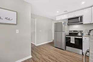 85 Bircham St, Springfield, MA 01104 - Photo 11