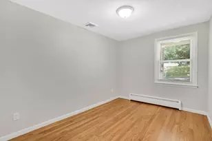 85 Bircham St, Springfield, MA 01104 - Photo 21