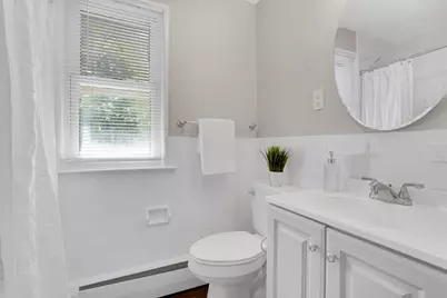 85 Bircham St, Springfield, MA 01104 - Photo 15