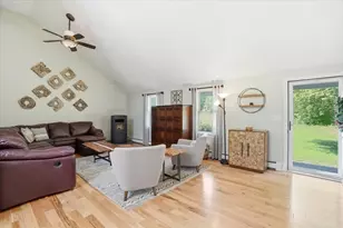 1 Hawthorne St, Lakeville, MA 02347 - Photo 7