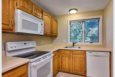 575 Bridge Rd #13-4, Northampton, MA 01062 - Photo 7