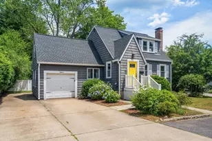 18 Margaret St, Norwood, MA 02062 - Photo 3