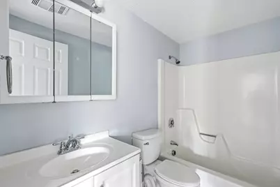 135 Grove St #131, Rockland, MA 02370 - Photo 11