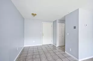 135 Grove St, Rockland, MA 02370 - Photo 5