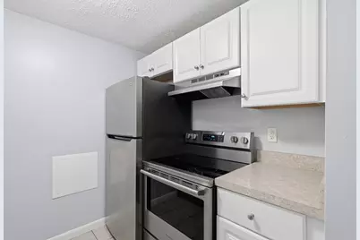 135 Grove St #131, Rockland, MA 02370 - Photo 7