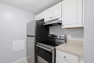 135 Grove St, Rockland, MA 02370 - Photo 7