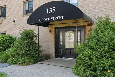 135 Grove St #131, Rockland, MA 02370 - Photo 1