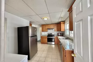 84 86 Wentworth St, Malden, MA 02453 - Photo 3
