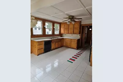 38 Germain Ave, Haverhill, MA 01835 - Photo 9