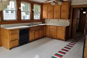 38 Germain Ave, Haverhill, MA 01835 - Photo 9