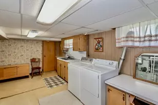 146 High St, Agawam, MA 01001 - Photo 27