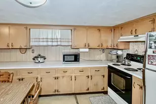 146 High St, Agawam, MA 01001 - Photo 25