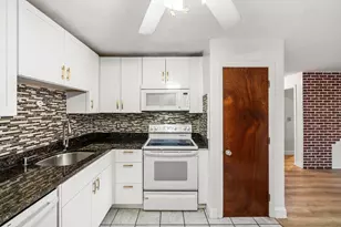 141 Pierce St, Malden, MA 01850 - Photo 5