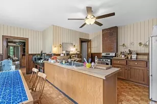 3 Philbrick Rd, Brookline, MA 02445 - Photo 7