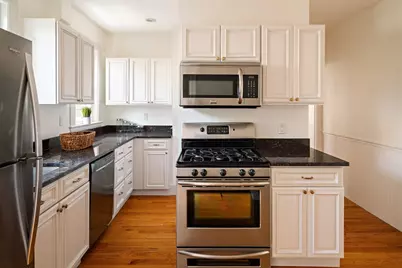 31 Mason St #31, Somerville, MA 02144 - Photo 5
