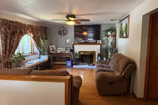 39 Central St, Brockton, MA 02301 - Photo 9