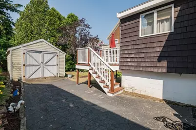 29 Ellis Rd, Swampscott, MA 01907 - Photo 5