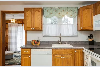 29 Ellis Rd, Swampscott, MA 01907 - Photo 23