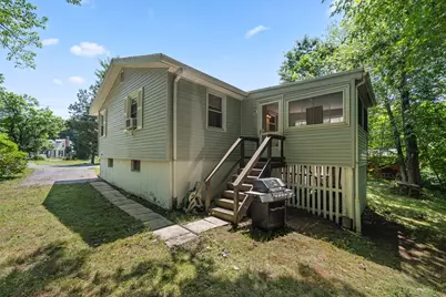 28 Greybert Ln, Worcester, MA 01602 - Photo 31
