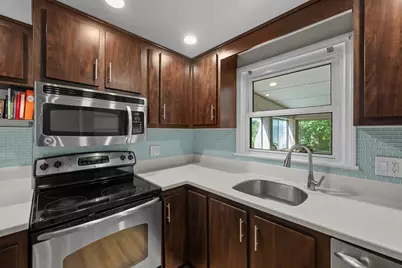 28 Greybert Ln, Worcester, MA 01602 - Photo 15