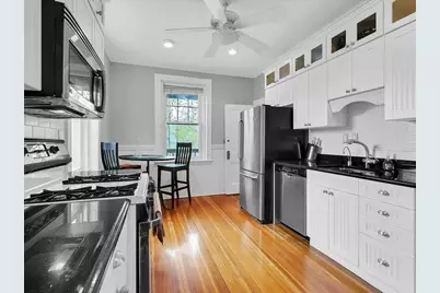 80 Browne #1, Brookline, MA 02446 - Photo 3
