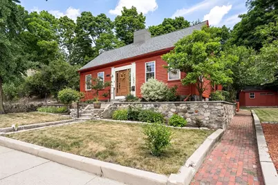 253 High St, Medford, MA 02155 - Photo 3