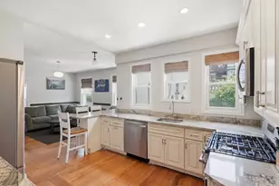 12-14 Newcastle Rd, Boston, MA 02135 - Photo 29