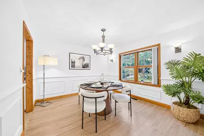 35 Brentwood Rd, Woburn, MA 01801 - Photo 13