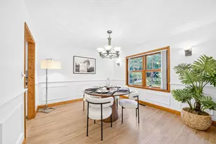 35 Brentwood Rd, Woburn, MA 01801 - Photo 13