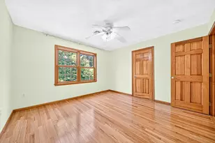 35 Brentwood Rd, Woburn, MA 01801 - Photo 27