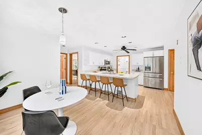 35 Brentwood Rd, Woburn, MA 01801 - Photo 11