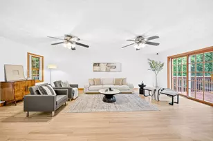 35 Brentwood Rd, Woburn, MA 01801 - Photo 5