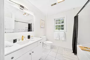 35 Brentwood Rd, Woburn, MA 01801 - Photo 25