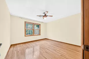35 Brentwood Rd, Woburn, MA 01801 - Photo 29