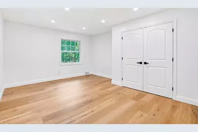 127 Magnolia Cir, Longmeadow, MA 01106 - Photo 33