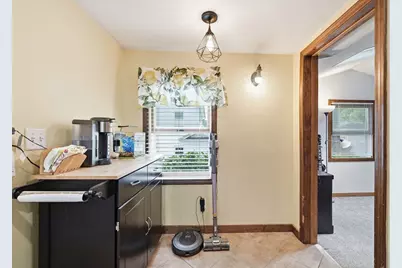 31 Wildrose Ave, Worcester, MA 01602 - Photo 19